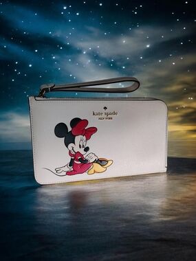 Kate Spade New York Disney X Minnie Mouse Wristlet